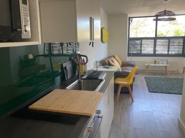 The Salt Box- Lovely Refurbished Annexe, Free Parking, Walk To Porth Beach. Saint Columb Minor Kültér fotó
